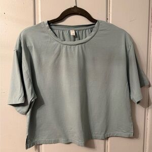 Teal/mint Women's Short Sleeve Cropped Top